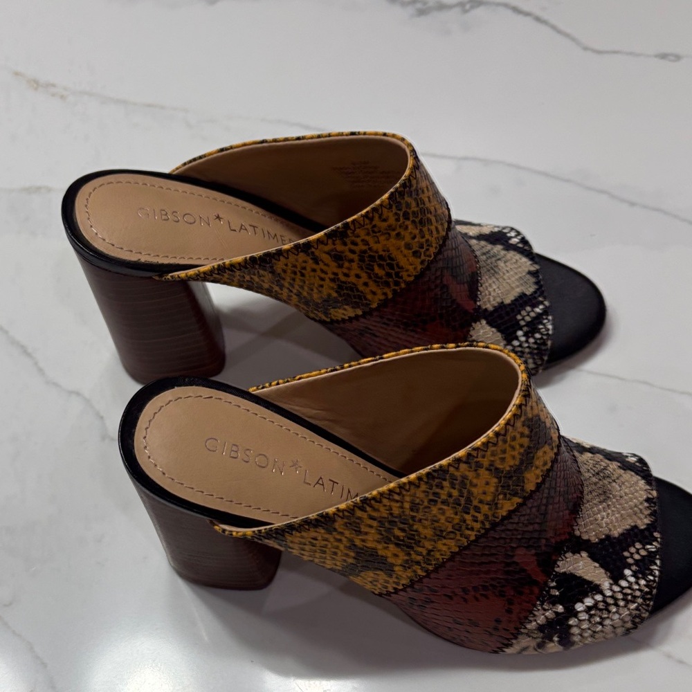 Gibson Latimer Women's Yellow and Brown Snake Print Mules - Picture 5 of 14